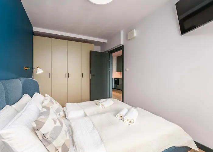 شقة Premium Kasprowicza 20c *